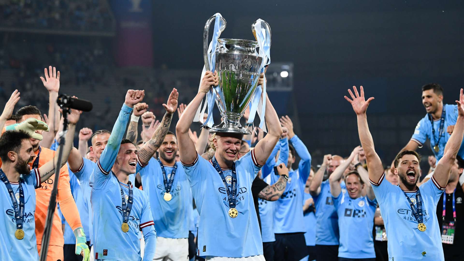 有着异曲同 有着异曲同